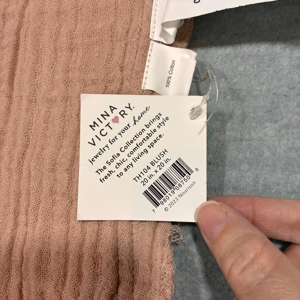 Mina Victory Sofia Blush Cotton Gauze Pillow Sham 20x20 TH104